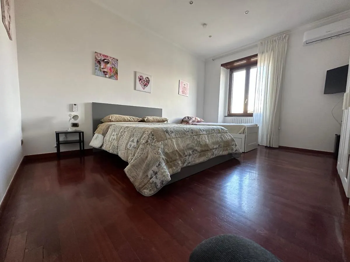 Bruno House Bed & Breakfast Naples Italy