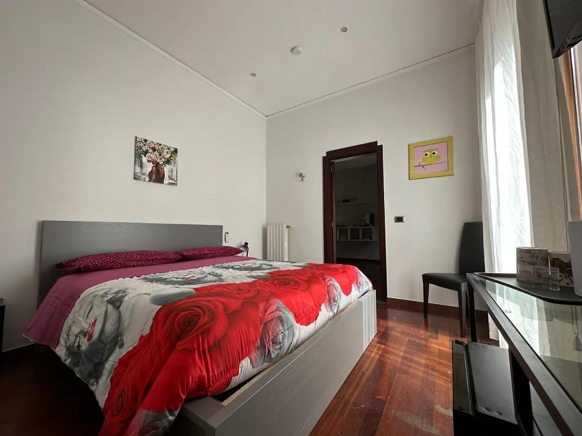 Bruno House Bed & Breakfast Naples Italy